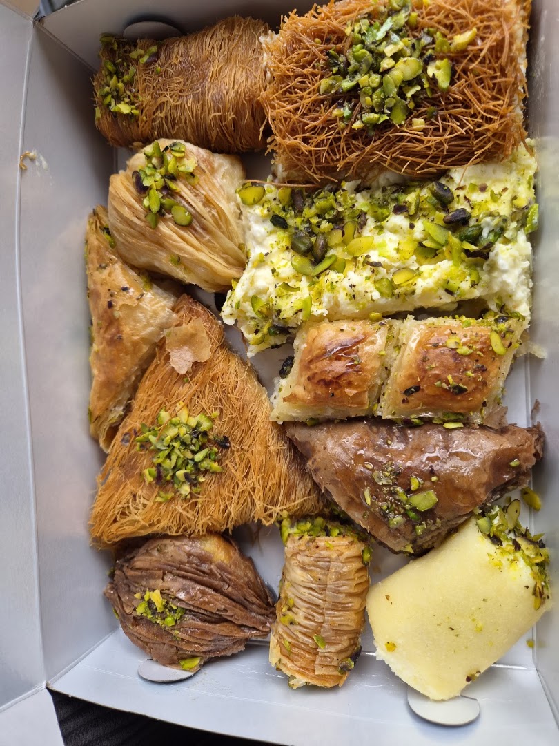 Lazeeza oriental sweets · Fotos 7